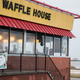 Illustration for article titled Nude Gunman Kills 4 at Waffle House in Tennessee; Still on the Run: Police